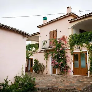 Donnolù Alloggio per agriturismo Tertenìa